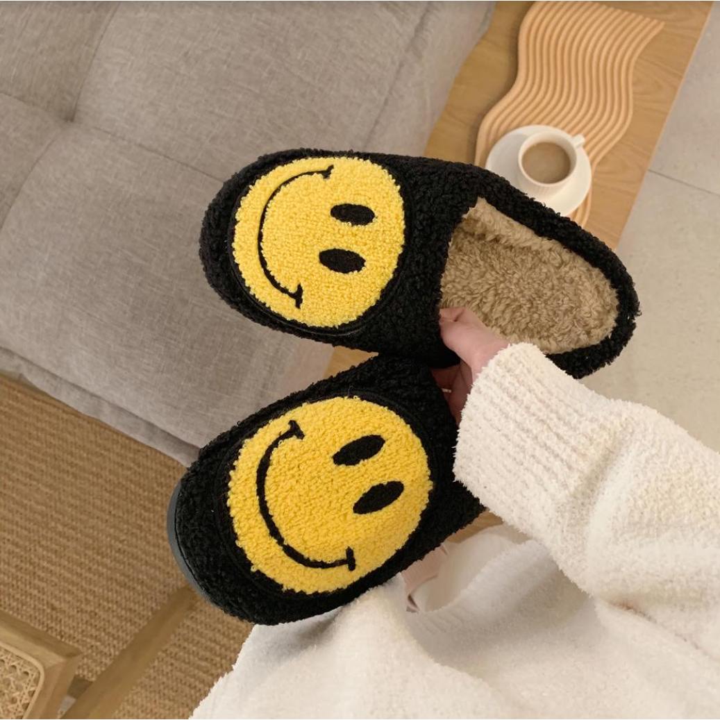 Smiley Face Slippers - Yellowtree
